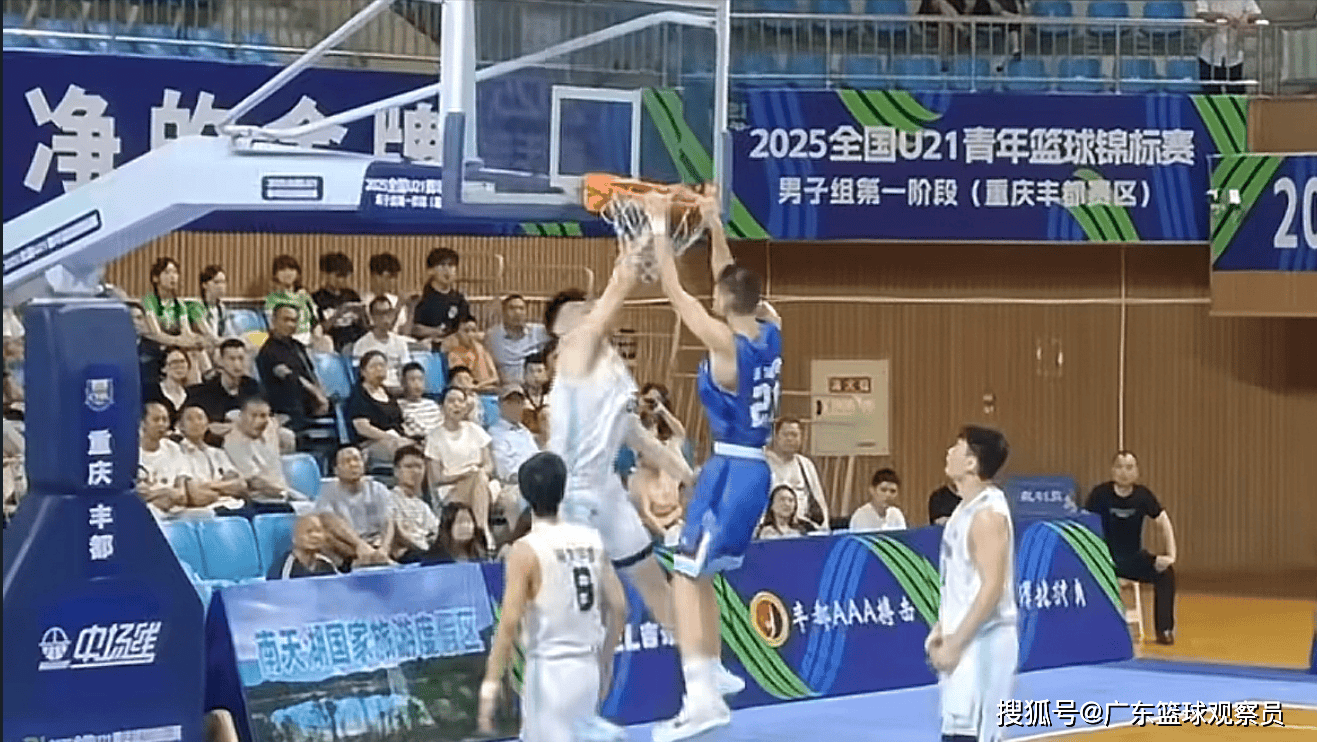 包含转折点广东宏远门线救险，CBA常规赛今晨攻防权衡，信心回归，资深球员宣示担当的词条